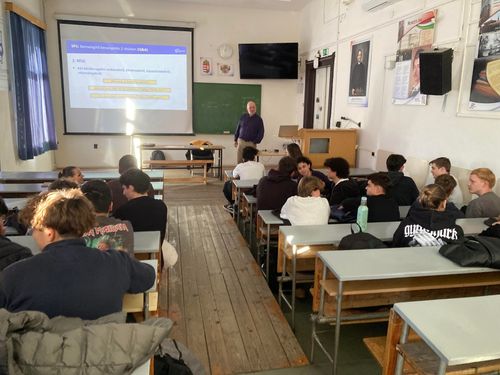 B2 Speaking Dumáljuk meg!